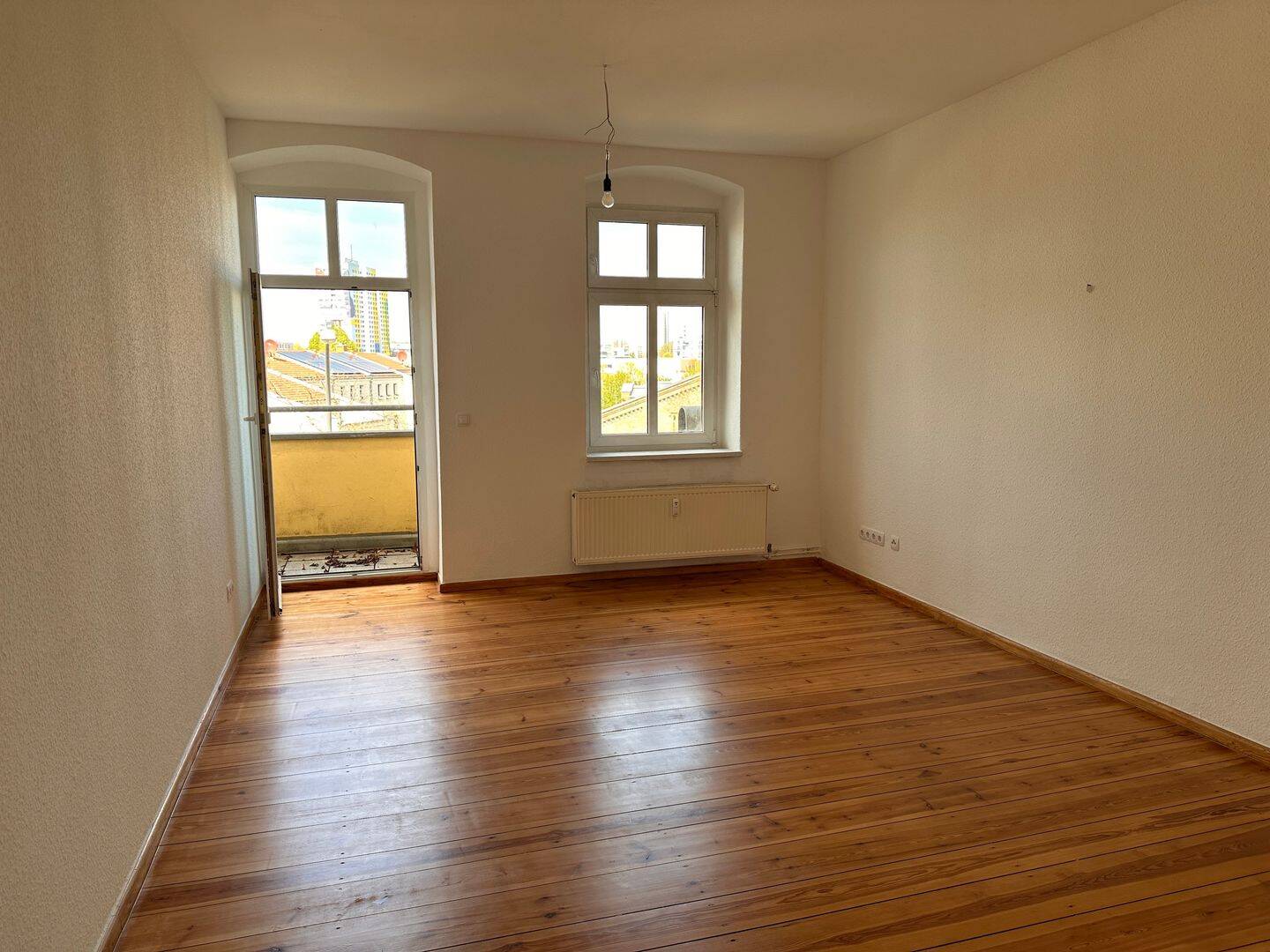 Thumbnail-Sehr schön aufgeteilte 2-Zimmer-Wohnung mit Balkondirekt im beliebten Samariterkiez!