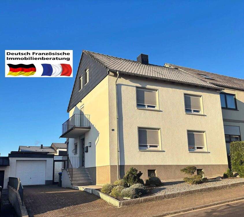 Thumbnail-Schönes 1 bis 2 Familienhaus in Sankt Ingbert mit Garage und Garten