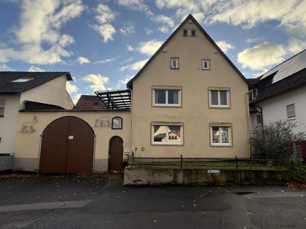 Thumbnail-gepflegtes Wohnhaus mit Scheune in Werbach