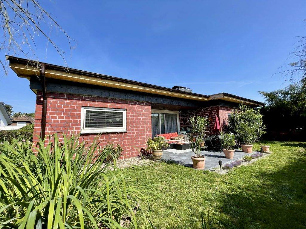 Thumbnail-Fröndenberg-Frömern: Freistehender Bungalow mit Garage in familienfreundlicher Lage!