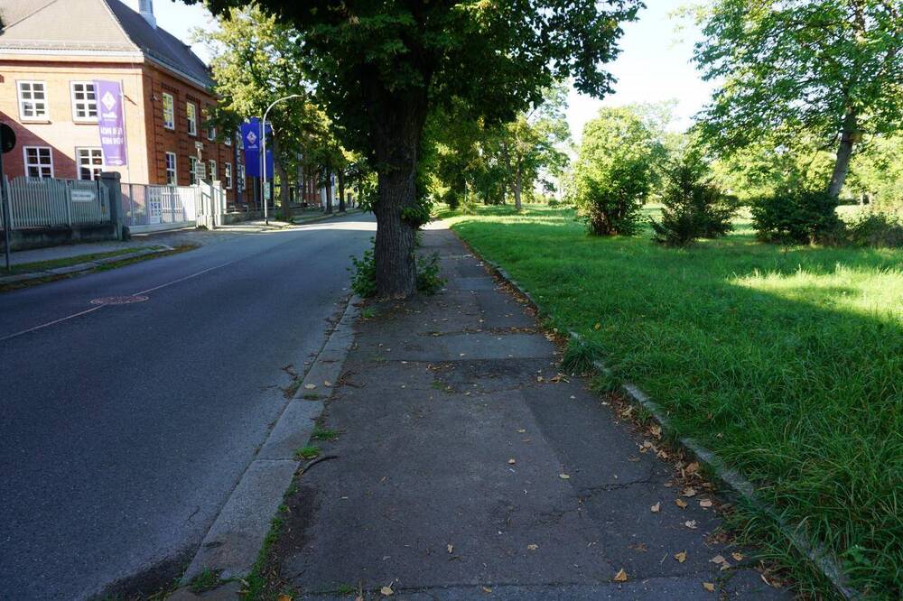 Thumbnail-Großzügige Grundstücke in Riesa-Gröba