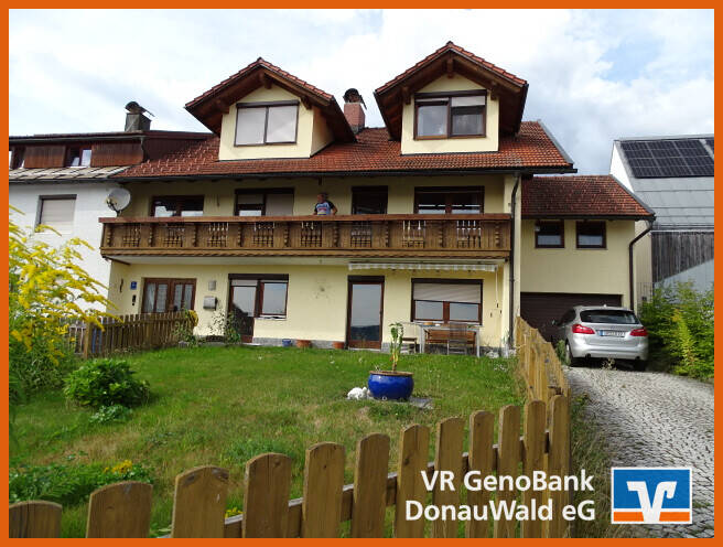 Thumbnail-Dort wohnen, wo andere Urlaub machen - Großes Einfamilienhaus mit Balkon und Garten in Neuschönau