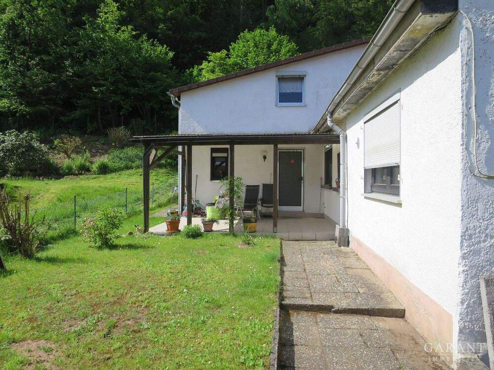 Thumbnail-Handwerkerobjekt mit großzügigem Grundstück