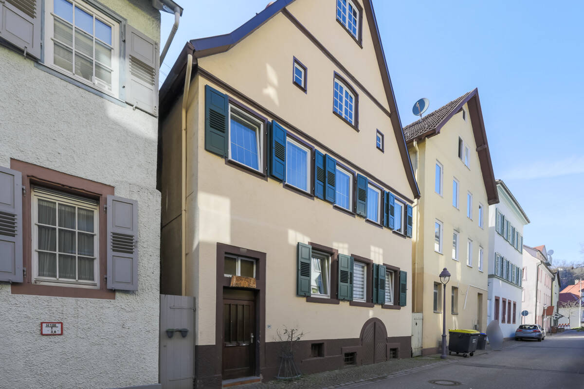 Straßenansicht
