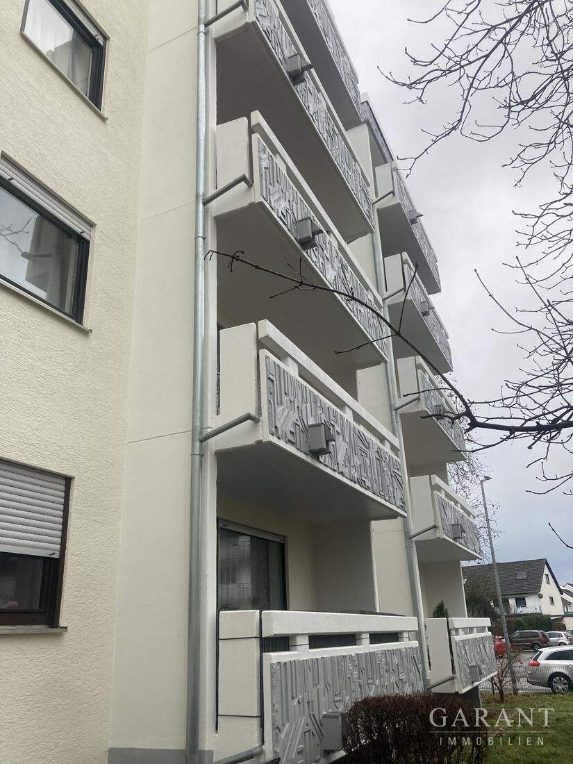 Thumbnail-Attraktive 2 Zimmer-Wohnung mit Balkon & Tiefgaragenstellplatz in Weinheim