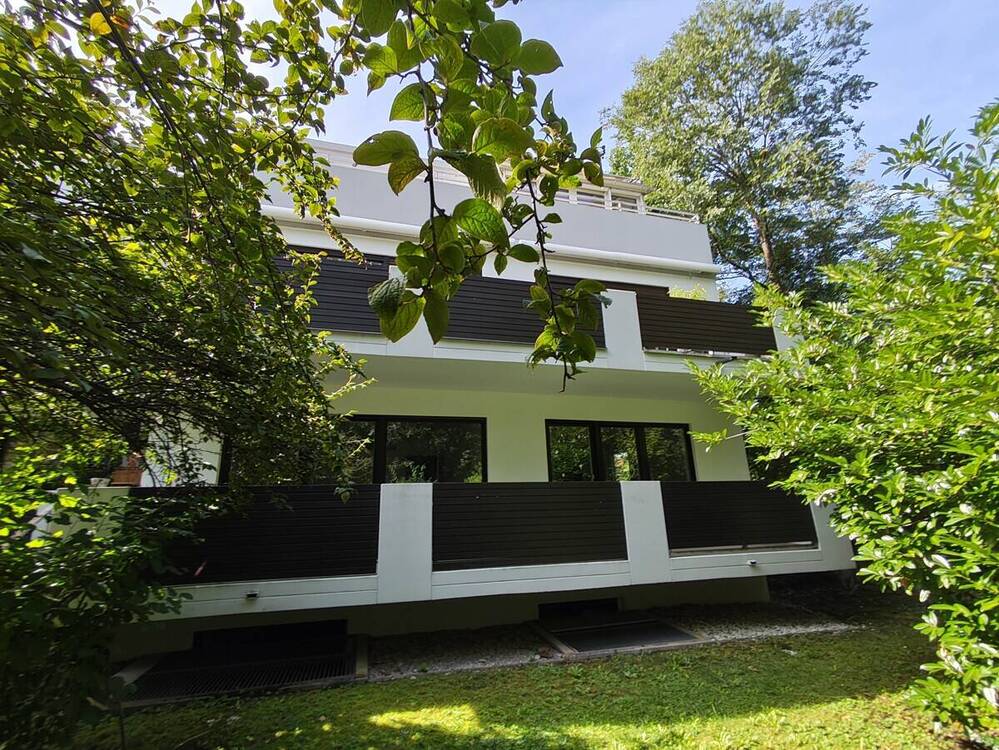 Thumbnail-Toplage, stark renovierungsbedürftig