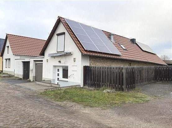 Thumbnail-EFH mit Nebengebäude in Röblingen