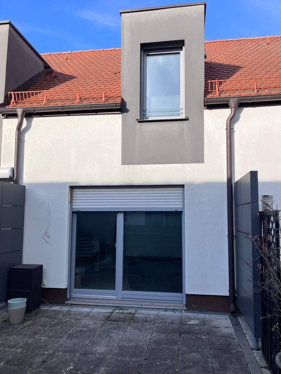 Thumbnail-91054 Erlangen-Zentrum - Schöne 2-Zimmer-Maisonette-Wohnung mit EBK und Dachterrasse
