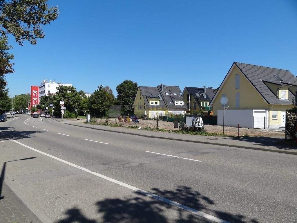 Thumbnail-Grundstück in sehr guter Lage in Mannheim-Neckarau