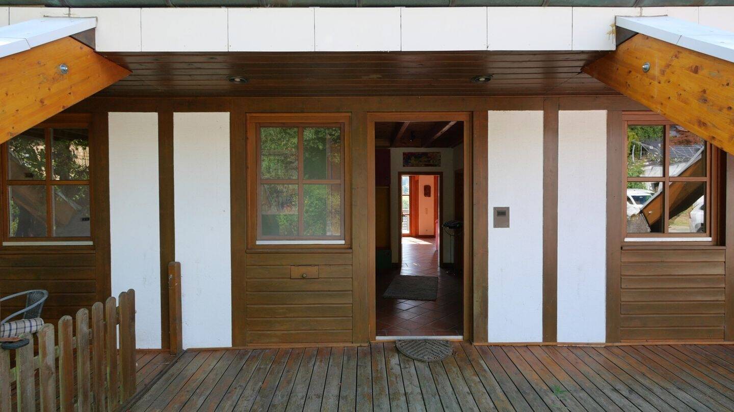 Thumbnail-Stilvolles Einfamilienhaus in ruhiger Umgebung und guter Verkehrsanbindung