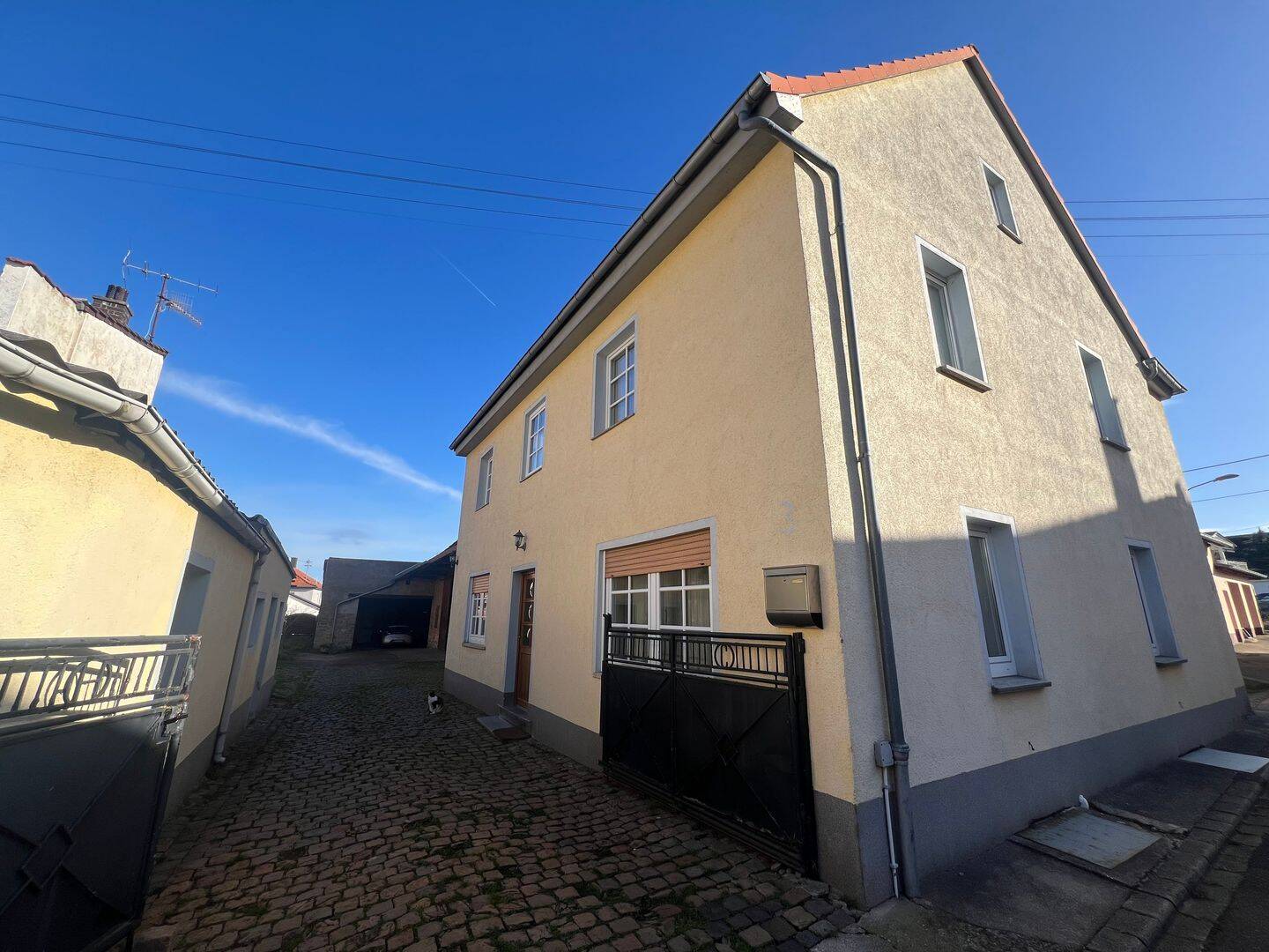 Thumbnail-Top-Gelegenheit! Ehemaliger Landwirtschaftlicher Betrieb mit Wohnhaus sucht neuen Besitzer!