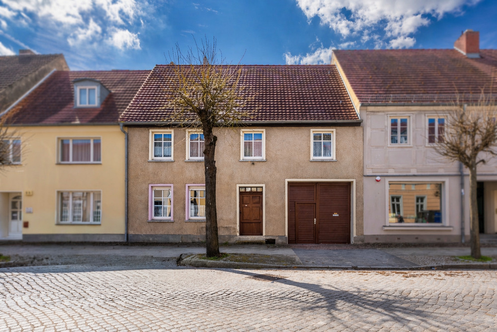 Thumbnail-KENSINGTON - Exklusiv - Zweifamilienhaus mit Potenzial im Zentrum von Kyritz