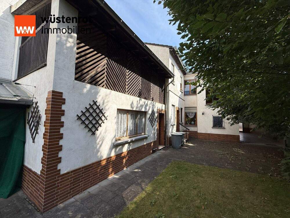 Thumbnail-Gepflegtes Einfamilienhaus mit großem Garten im schönen Gladbach