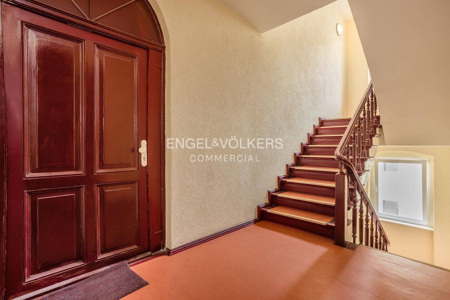 Thumbnail-Voll vermietetes Wohn- und Geschäftshaus nahe der Insel Eiswerder