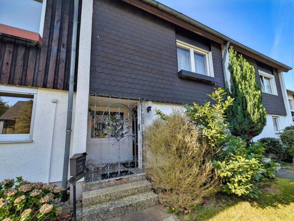 Thumbnail-Großzügiges Reihenhaus mit Garten und Garage in Seenähe