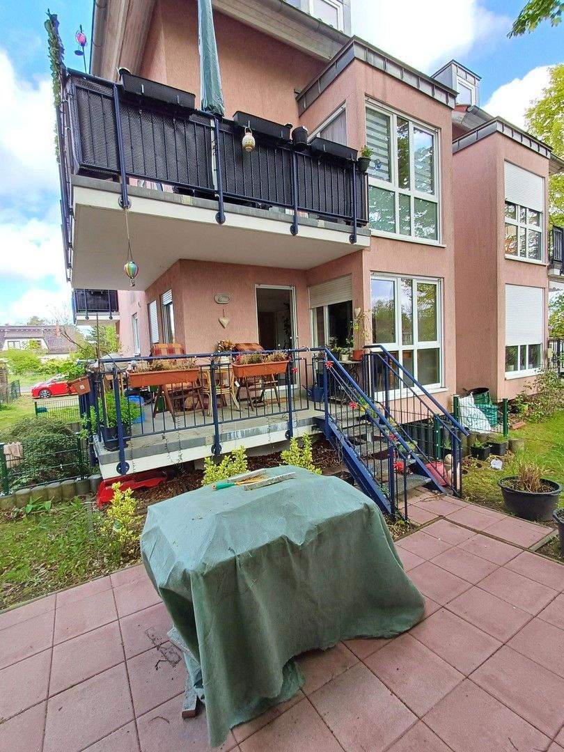 Thumbnail-Falkensee, 5-Familienhaus, Bestlage, 90 m vom See, 980.000,-