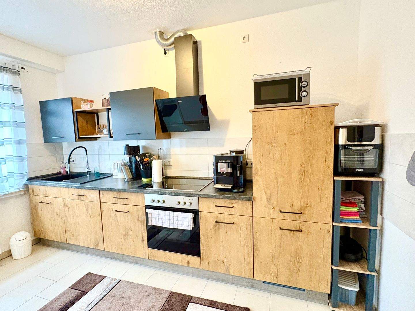 Thumbnail-Großzügige 4 Zimmer Wohnung mit eigenem Garten