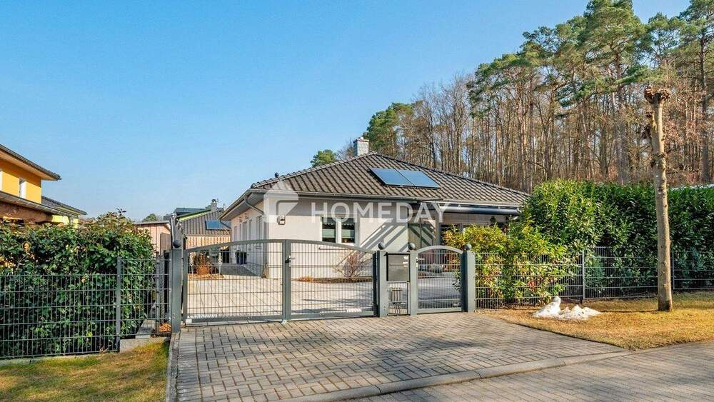 Thumbnail-Attraktives Einfamilienhaus im Bungalowstil mit Terrasse, Wintergarten und viel Platz im Grünen