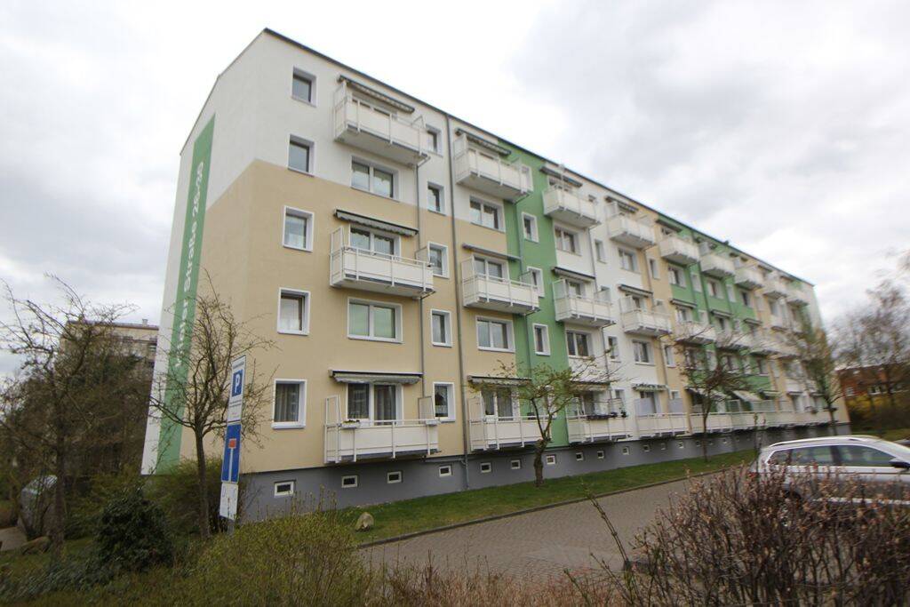 Thumbnail-Attraktive 2,5 Zimmer-Wohnung im 1. Obergeschoss in Schwerin Lankow zu kaufen!