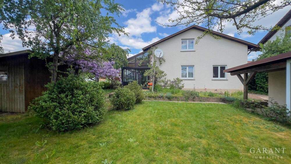 Thumbnail-Großes Einfamilienhaus in ruhiger Lage von Gschwend!