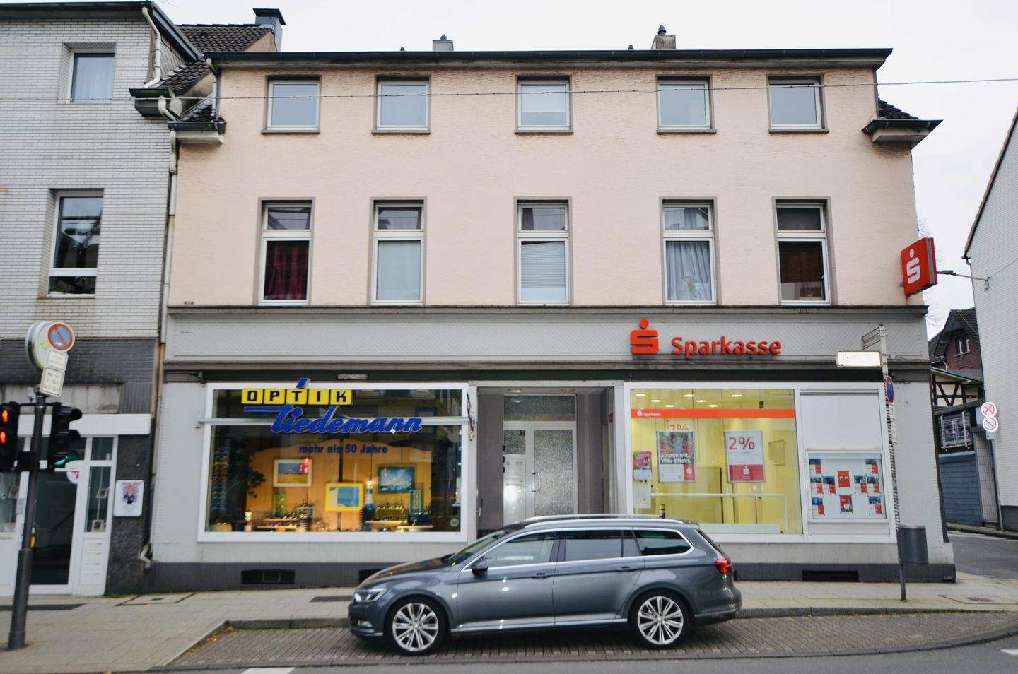 Thumbnail-Wohn- und Geschäftshaus in zentraler Lage von Vohwinkel