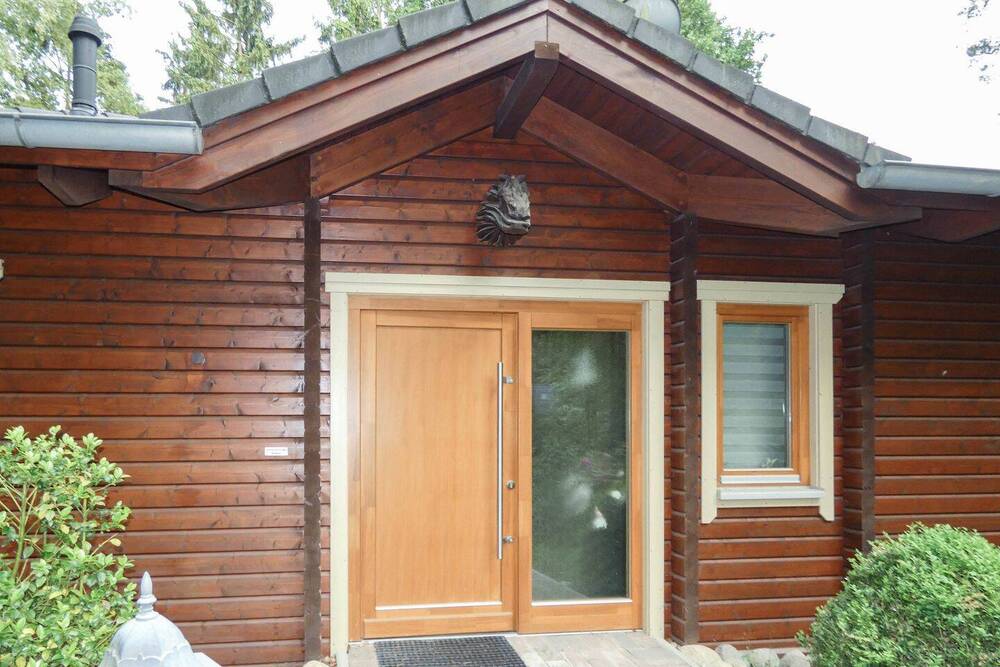 Thumbnail-Traumhaftes Blockbohlenhaus - massiv, ökologisch auf großem Grundstück