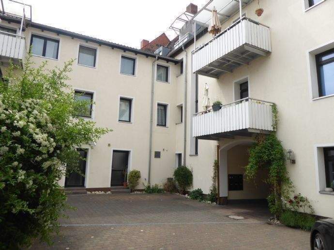 Thumbnail-Helle 4-Zimmer-Maisonettewohnung in ruhiger Lage - Fürth Zentrum.