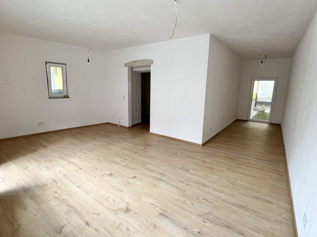 Thumbnail-Moderne Erdgeschosswohnung in zentraler Lage - fußläufig in die Innenstadt