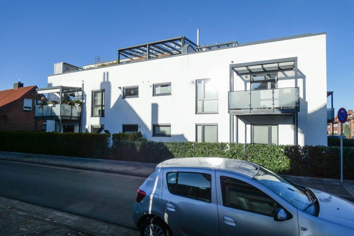 Thumbnail-Baujahr 2015 - Altersgerechte 3 Zimmer mit Terrasse, Garten & Carport