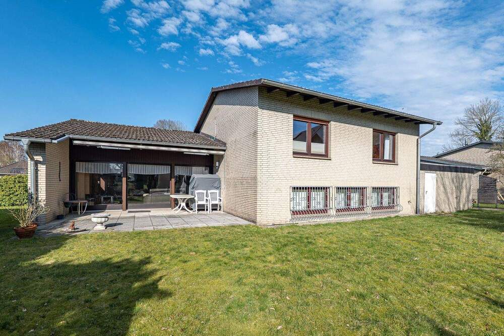 Thumbnail-Split-Level-Bungalow mit viel Potenzial und besonderem Flair in ruhiger Sackgassenlage von Fredenbeck