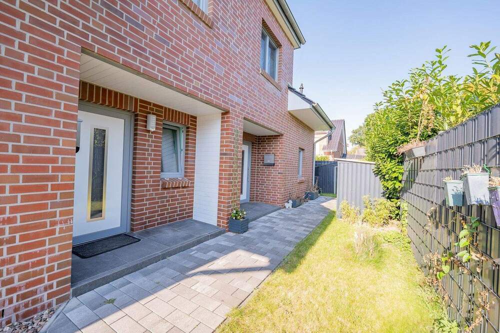 Thumbnail-Geräumige Doppelhaushälfte mit 4 Zimmern in ruhiger Lage