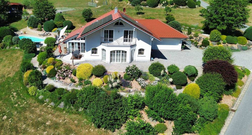 Thumbnail-Sehr gepflegtes Einfamilienhaus in der Natur