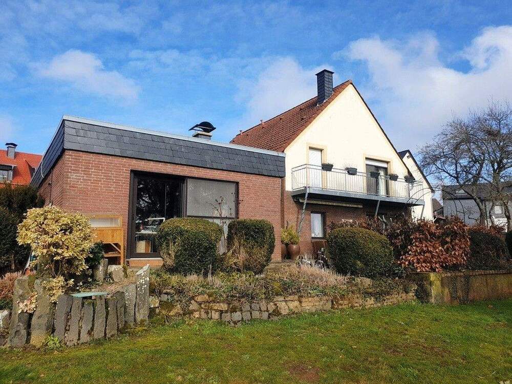 Thumbnail-Großzügiges, vielseitig nutzbares Einfamilienhaus mit Anbauwohnung - Ideal als Mehrgenerationenhaus!