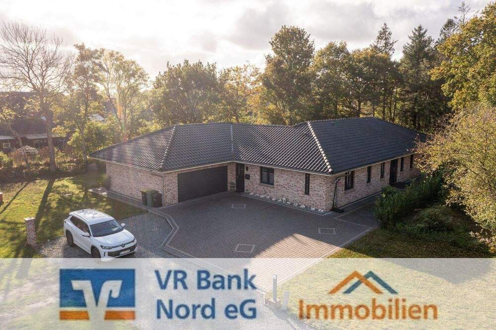 Thumbnail-Wohnen auf einer Ebene: Moderner Bungalow mit weitläufigem Garten