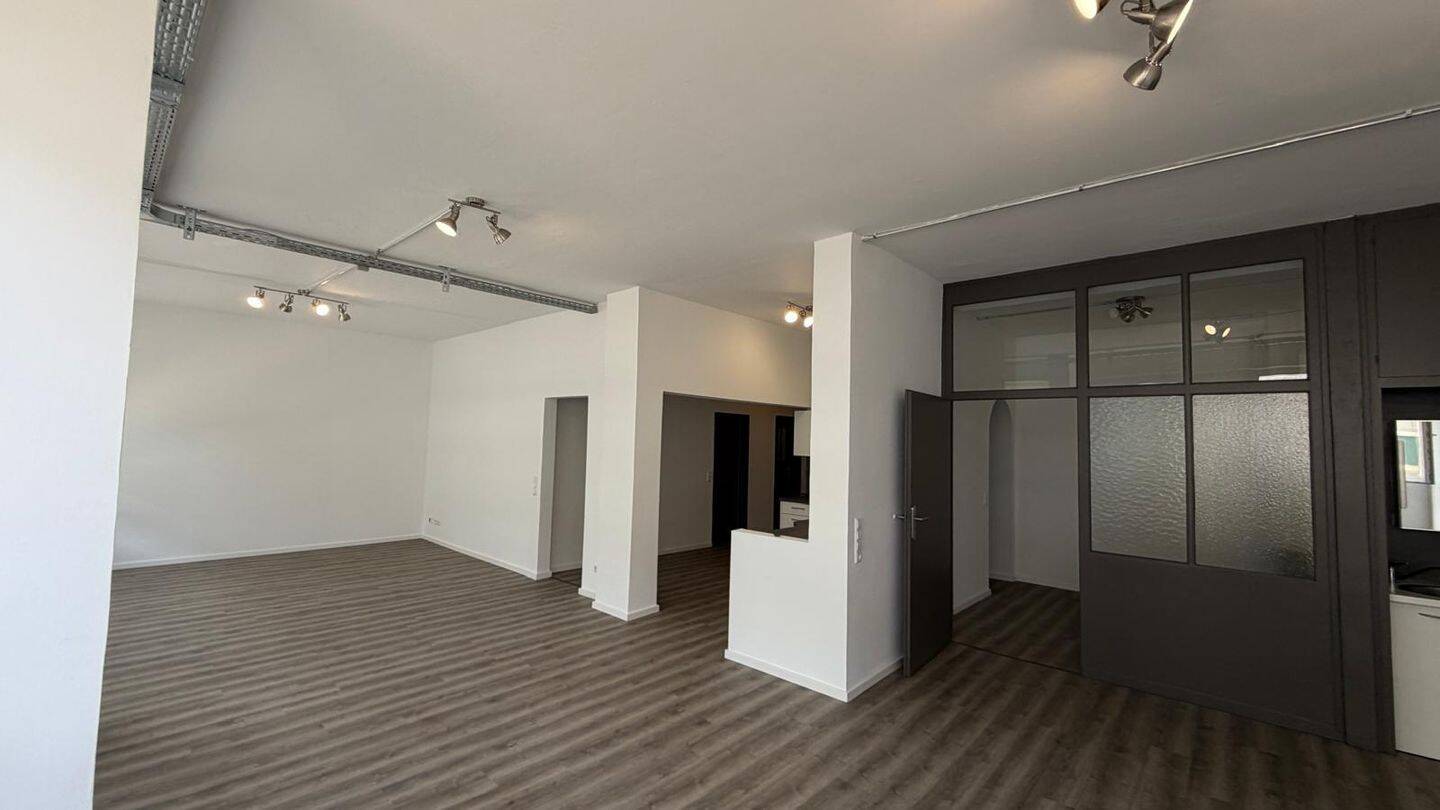 Thumbnail-Büroloft - Atelier - Wohnung in cooler Umgebung in der Wunnensteinstr. im Osten