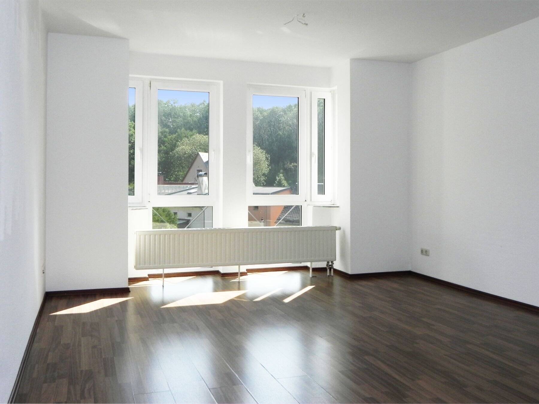Thumbnail-Zwei Zimmer in Richtung Pohlitz