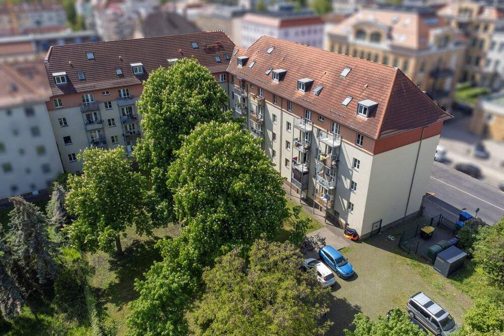 Thumbnail-STABILES INVESTMENT IN PLAGWITZ | Vermietetes Mehrfamilienhaus mit WEG-Struktur in Stadtlage
