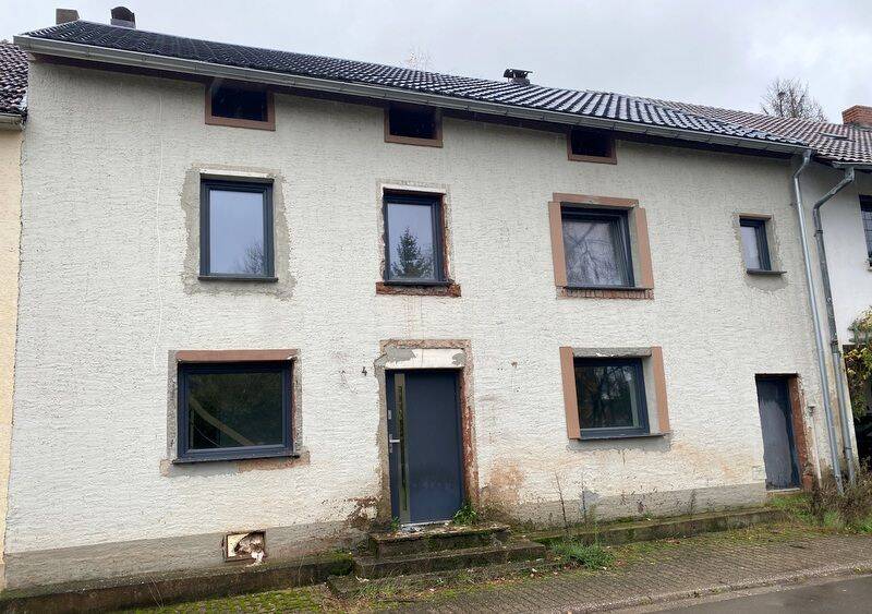 Thumbnail-Handwerker aufgepasst!!! - Wohnhaus mit 2 SZ in Losheim am See - Hausbach zu verkaufen!