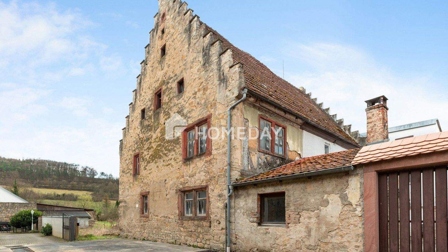 Thumbnail-Historisches Einfamilienhaus mit viel Platz und einzigartigem Charakter in Eußenheim
