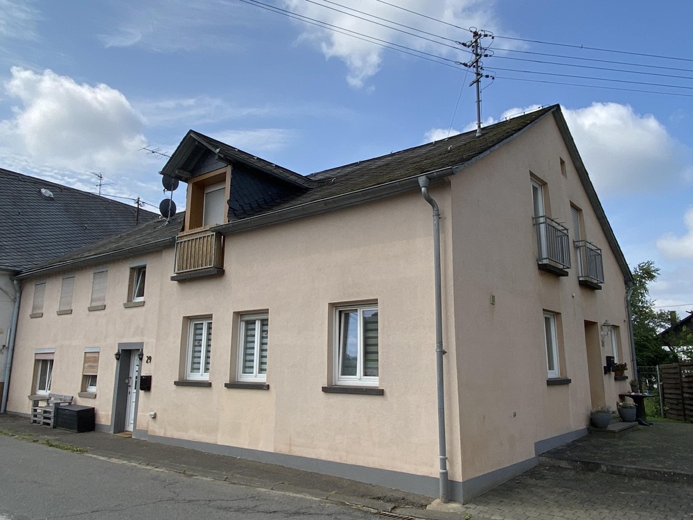 Thumbnail-Vermietetes Zweifamilienhaus in zentraler Ortslage