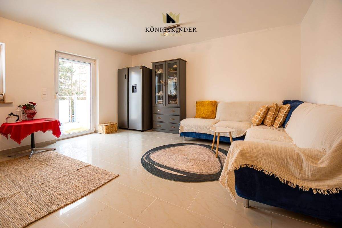 Thumbnail-Renoviertes Mehrfamilienhaus in ruhiger Lage vermietet