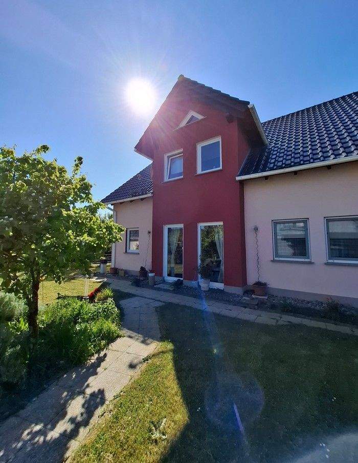 Thumbnail-Wohnen am Meer: Lichtdurchflutetes Haus in Bastorf - Bezugsfrei!