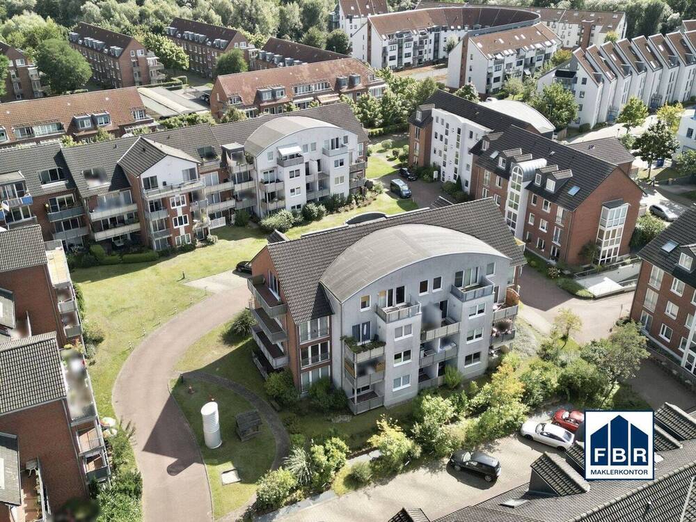 Thumbnail-Vermietete 2-Zimmer-Erdgeschosswohnung mit Balkon und Tiefgarage in Krebsförden