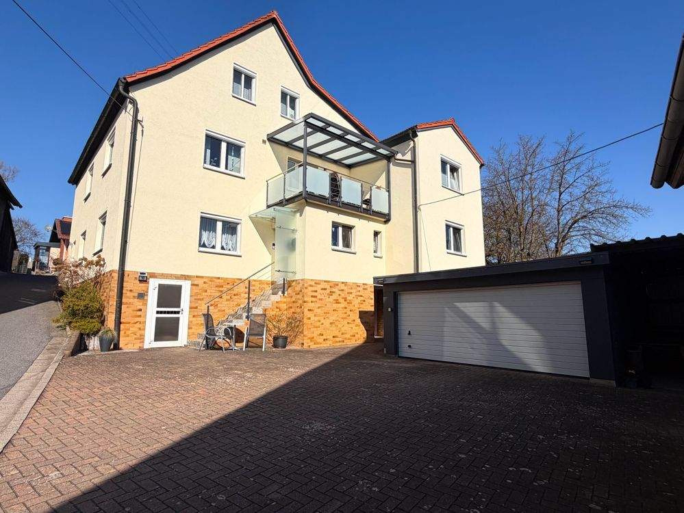 Thumbnail-Einfamilienhaus mit Einliegerwohnung und großem Garten in ruhiger Lage von Buch am Forst