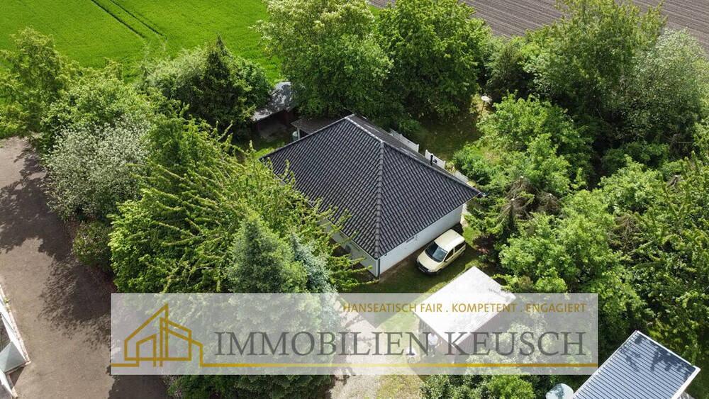 Thumbnail-Traumlage in Sackgasse am Feldrand - neuwertiger Bungalow mit Carport und Gartenhaus - TOP