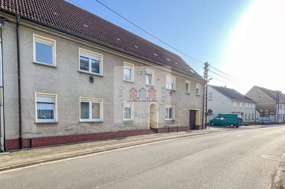 Thumbnail-Vollvermietet mit Garten, Garagen und Stellplätzen