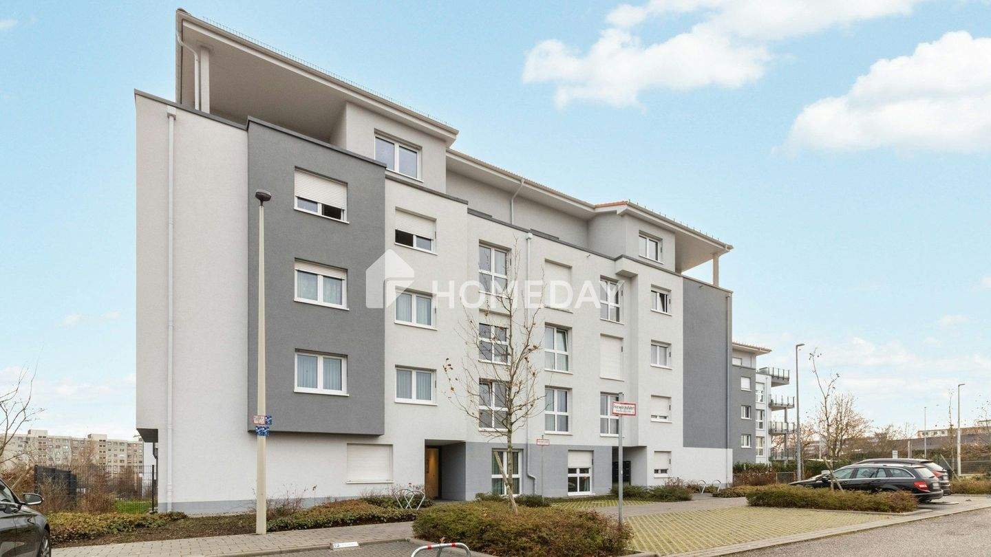 Thumbnail-Großzügige Erdgeschosswohnung mit Terrasse, Garten und Tiefgaragenstellplatz in ruhiger Lage