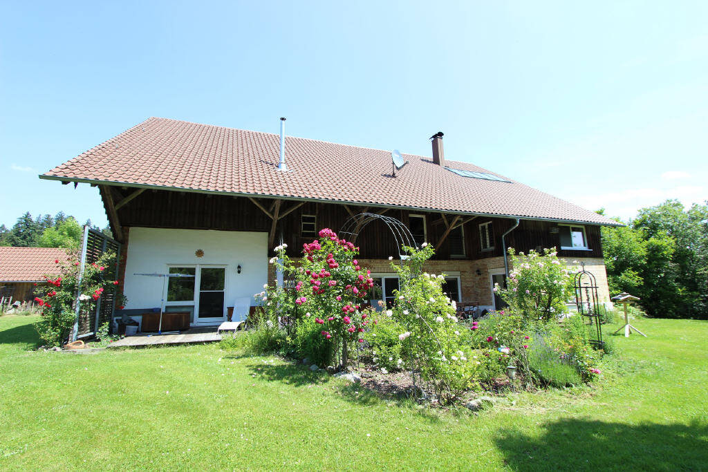 Thumbnail-Wunderschönes Landhaus in Traumlage auf über 4.500 qm Grund mit ca. 400 qm toll ausgebauter Wohnfläche mit charmanter Einliegerwohnung