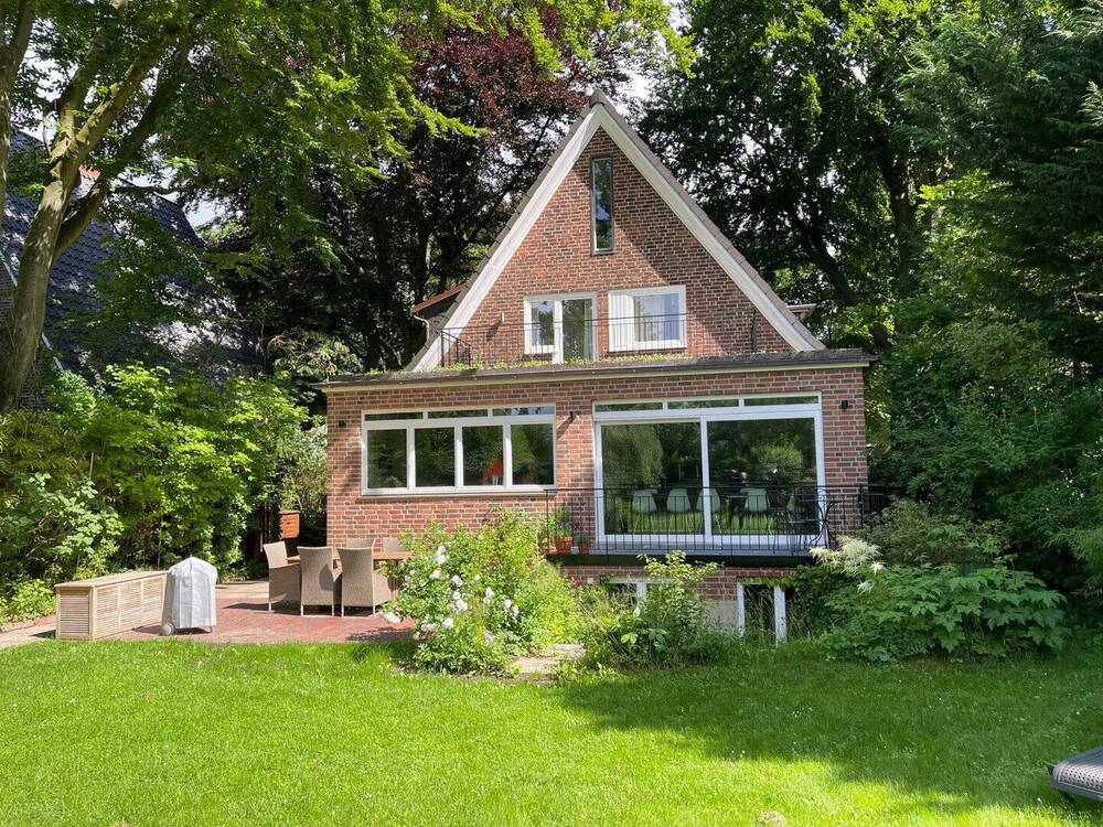 Thumbnail-Charmantes Einfamilienhaus mit großem Südgarten in Groß Flottbek