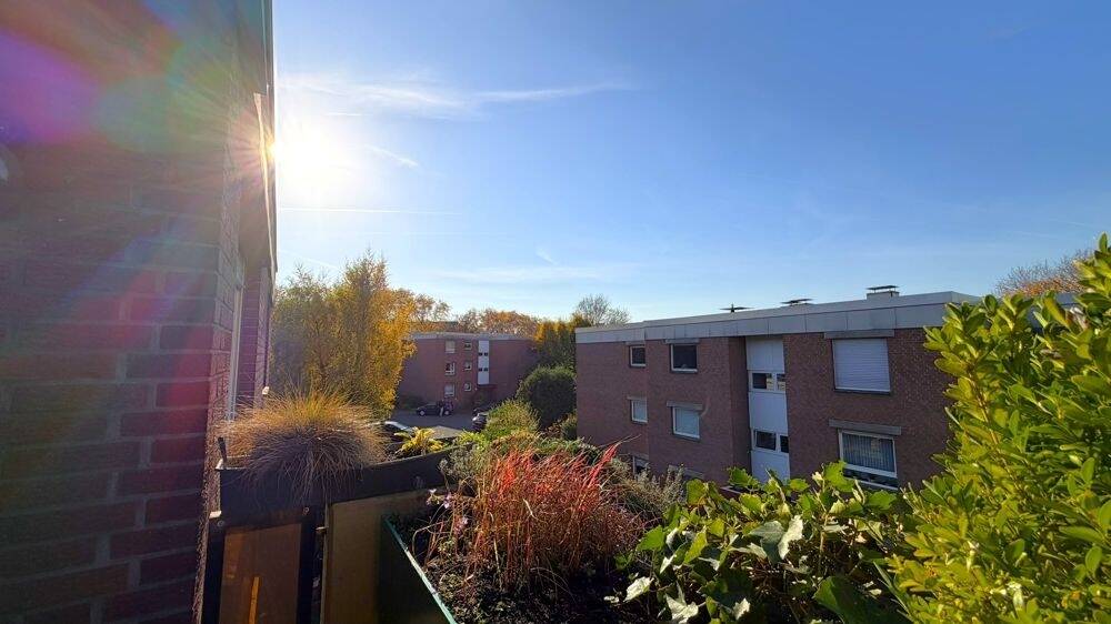 Thumbnail-Helle 3,5-Raum-ETW mit Loggia, Keller und Garage in Duisburg-Obermarxloh!